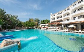 Paphos Gardens Apartments 3*